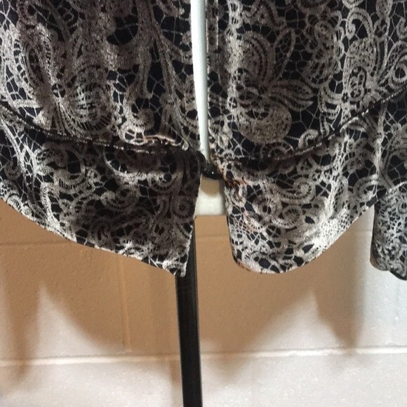 Karin Stevens Open Slit Back Jacket 18 - Picture 7 of 8